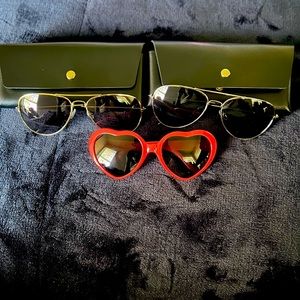 Lot of 3 women’s fashion sunglasses